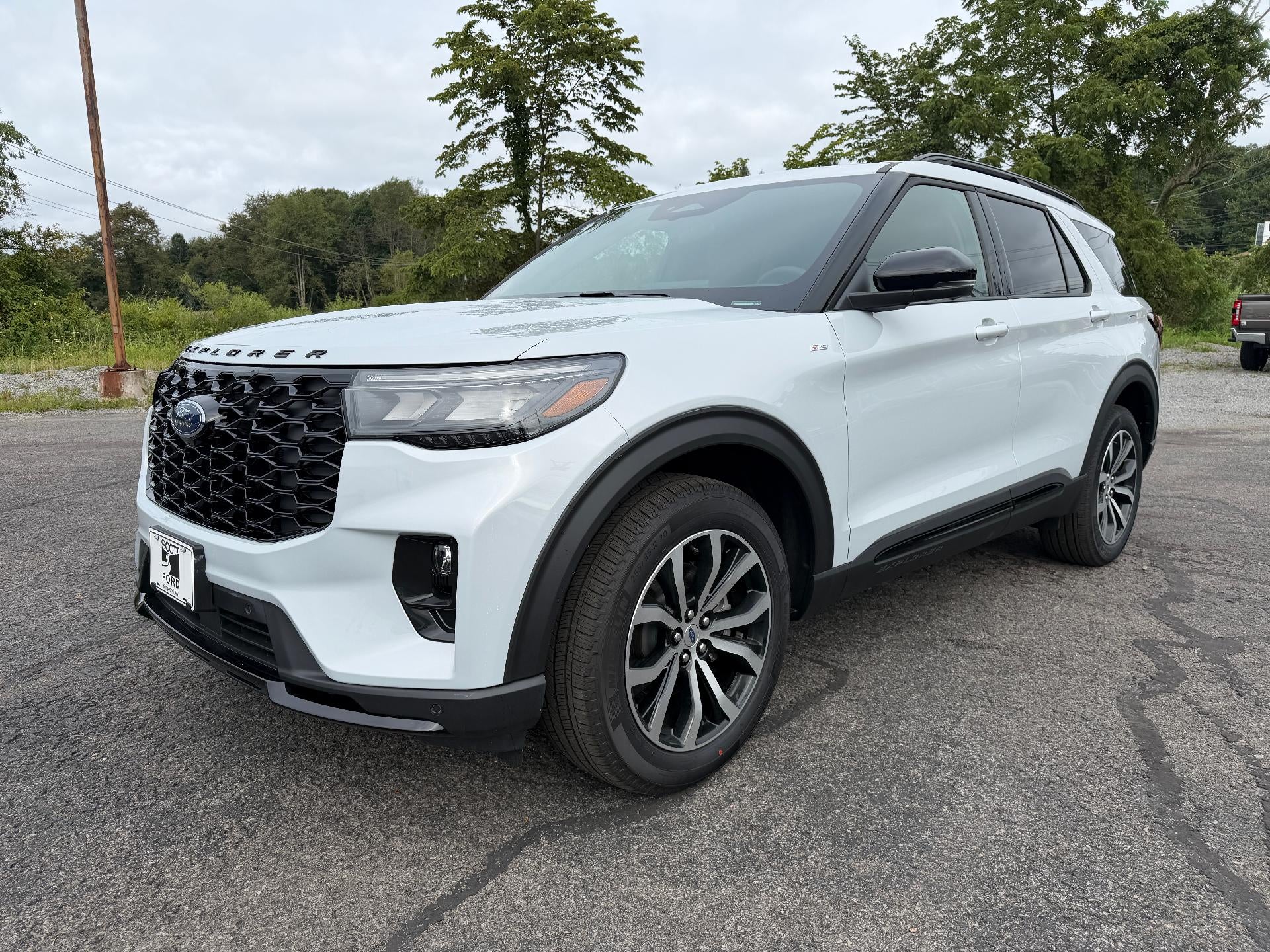 2026 Ford Explorer ST-Line 4WD in Space White Metallic — front three-quarter view